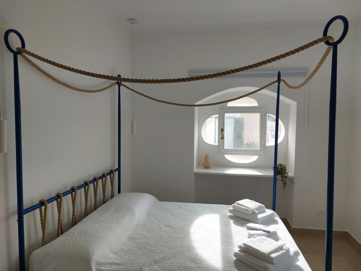 Palazzo Accinni B&B Monopoli Exteriör bild